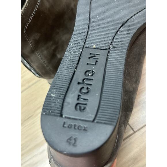 Arche Suede Wedge Booties Size 9.5 Gray Ankle Boots Casual Comfort Low Heel - Picture 8 of 13